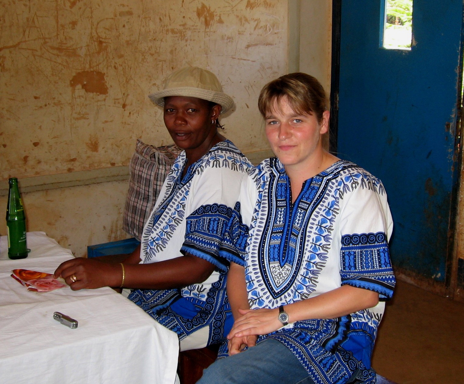 Suzy und Doreen in Karatu